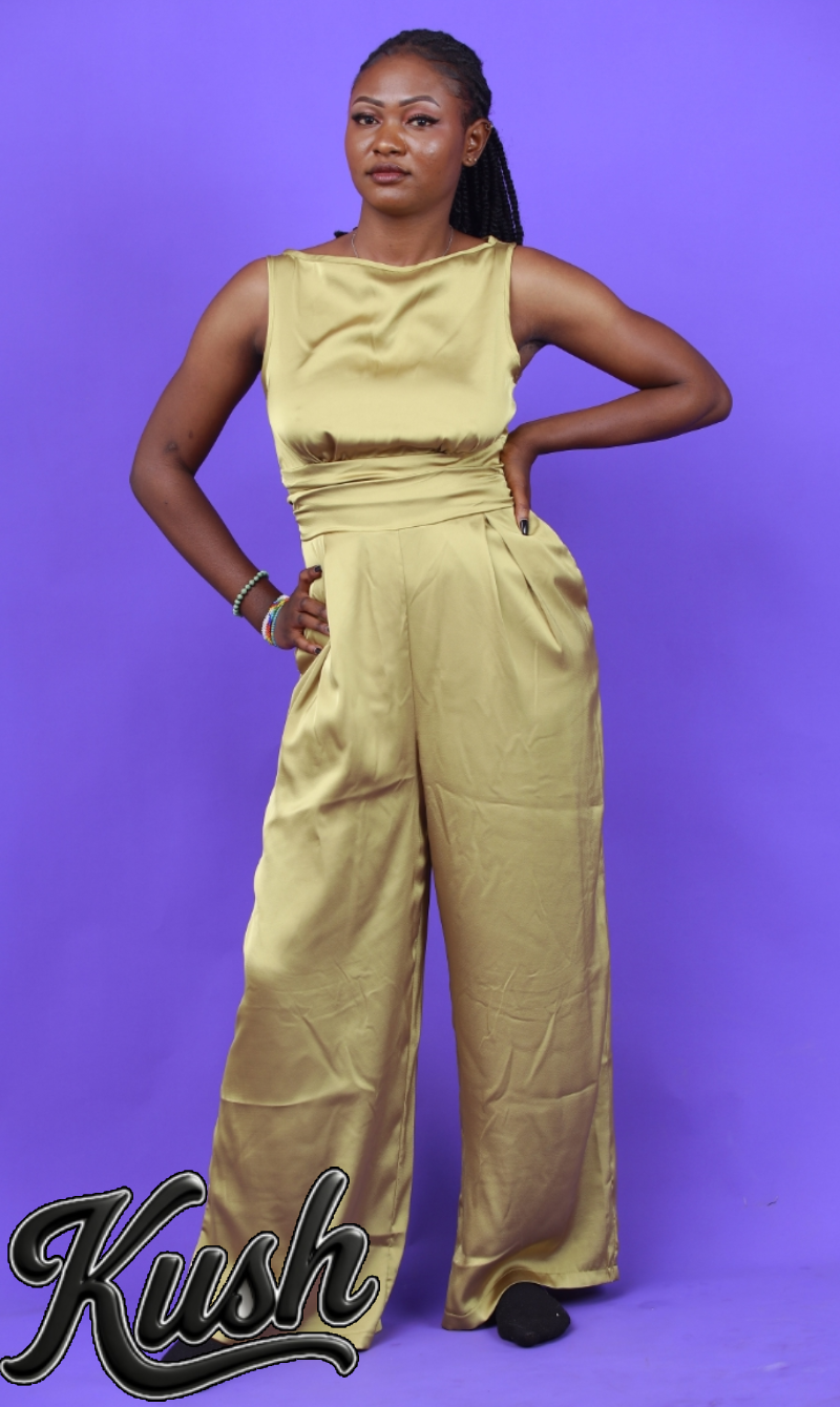 COMPLETE ACTIVEWEAR - front