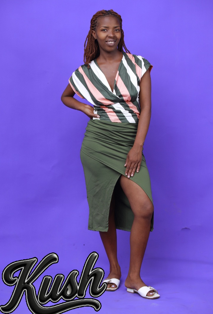 COMPLETE ACTIVEWEAR - front