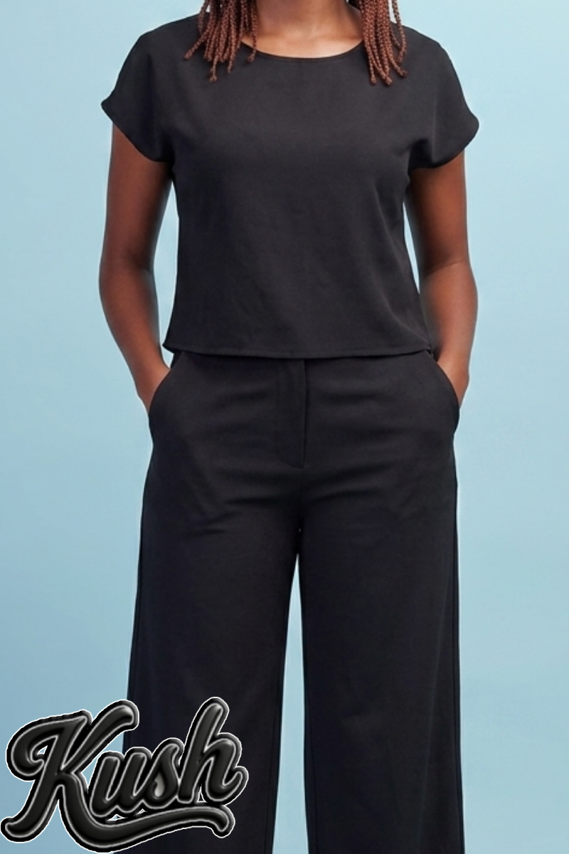 COMPLETE ACTIVEWEAR - left