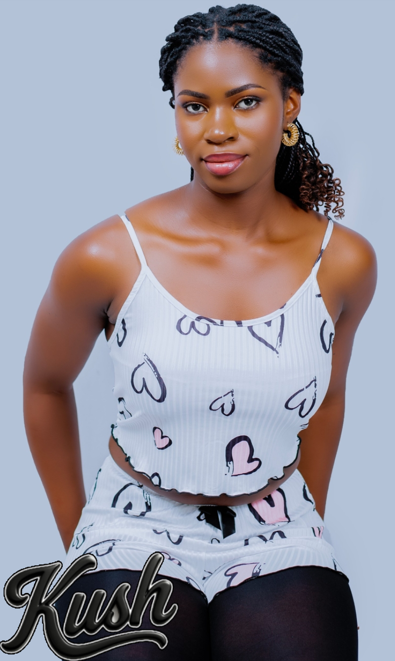 COMPLETE SHORTS - left