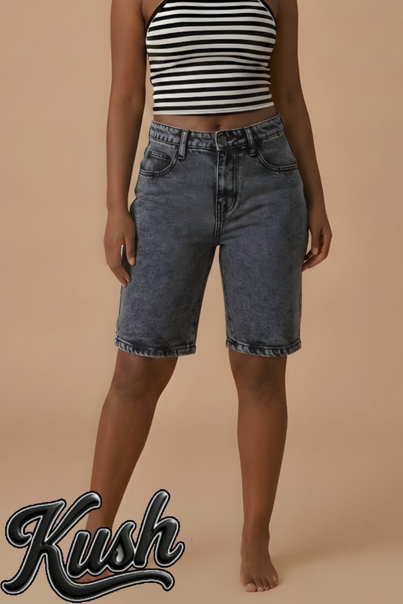 Shorts - left