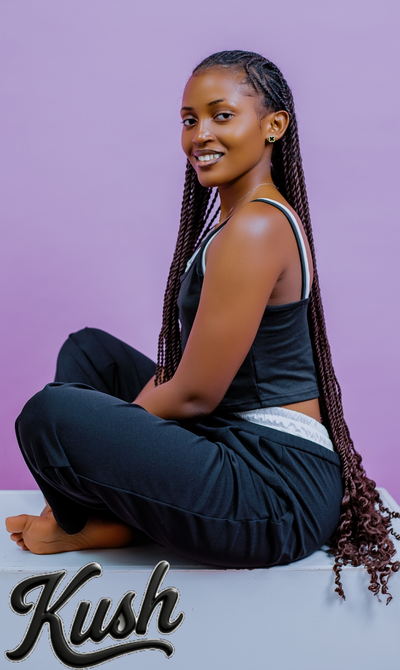 COMPLETE ACTIVEWEAR - right